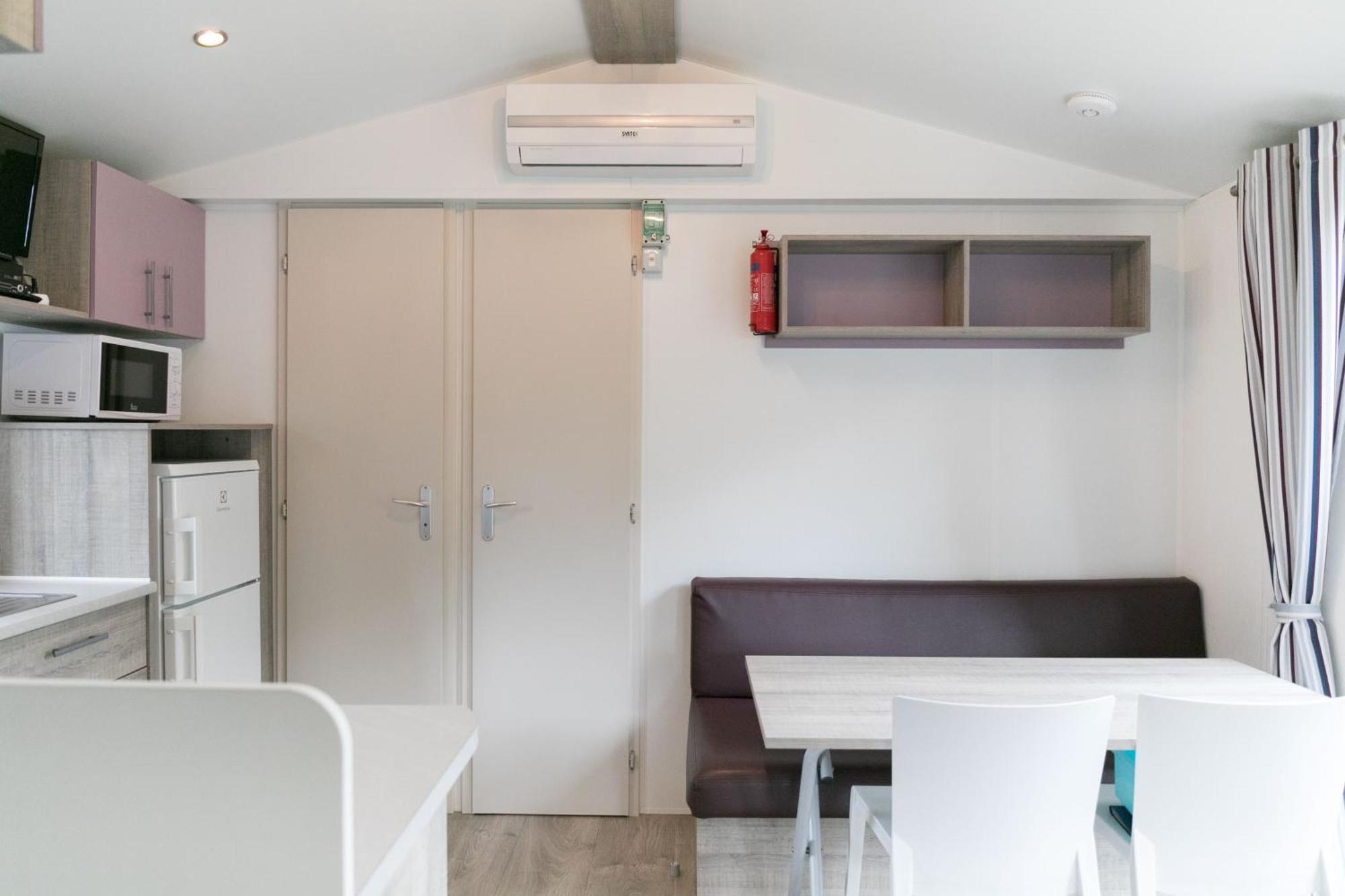 Castell Montgri - Mobile Homes By Lifestyle Holidays أولاستارتيت الغرفة الصورة